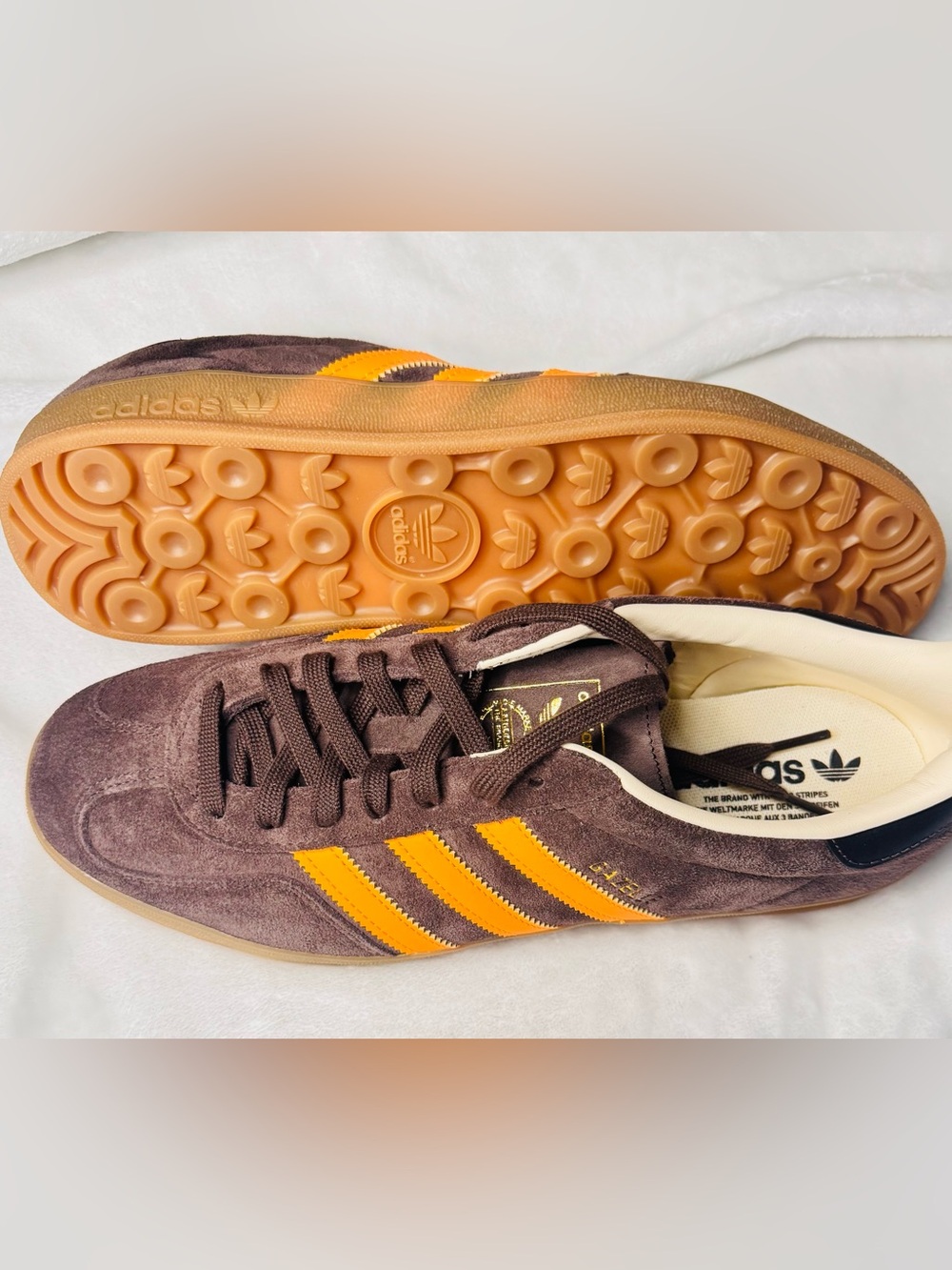 adidas Gazelle Indoor Brown Lucid Tangerine Orange Gum IH9659 - Picture 3 of 6